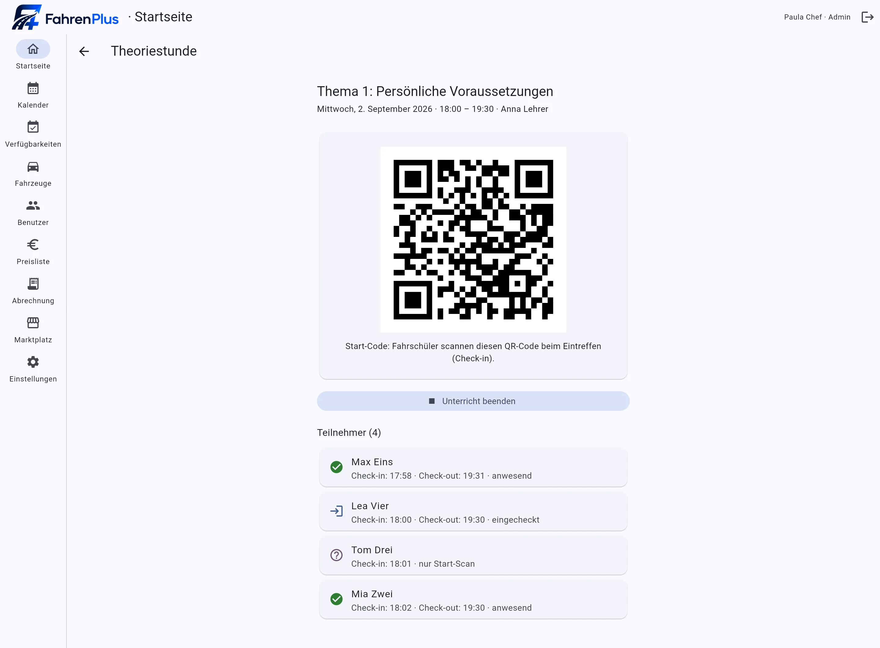 Theoriestunde mit QR-Code für den Check-in und der Teilnehmerliste mit Check-in- und Check-out-Zeiten